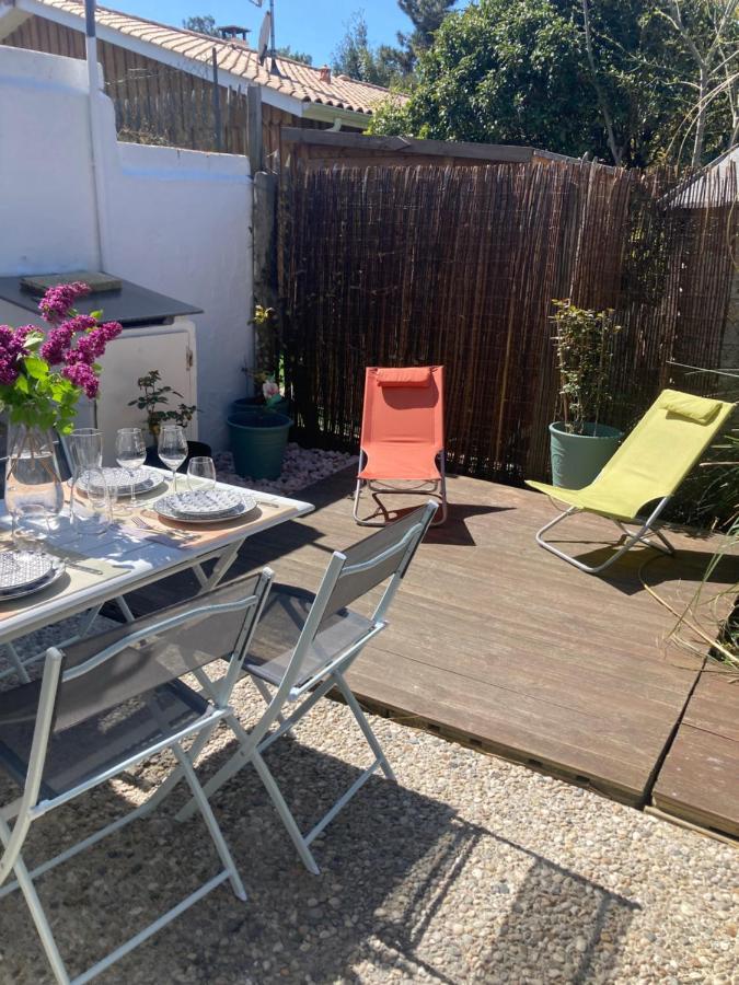 Studio Avec Grande Terrasse Et Jardin Privatif Au Pyla La Teste-de-Buch Exterior foto